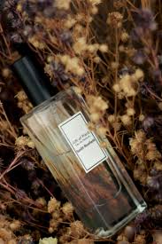 Essence Floral